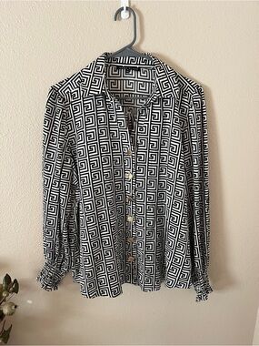 Como Black Women's Black & White Geometric Button-Up Blouse Gold Tone Buttons L